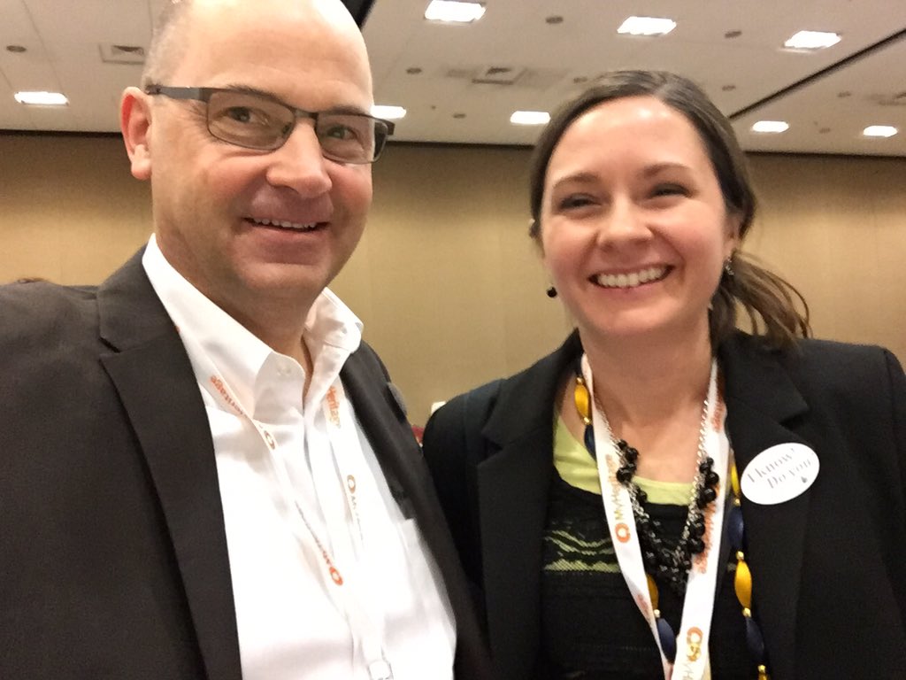 RichRunning's tweet image. So great to see #LegacyTree at RootsTech! #legacytreedna