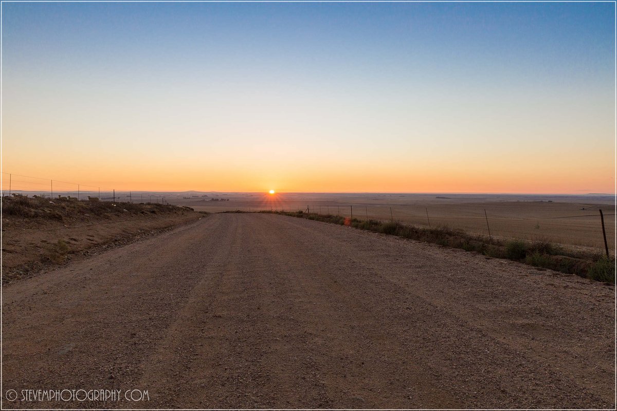 Sunset over the #swartland in #SouthAfrica #capetown #landscapephotography #naturephotochallenge #roadtrip