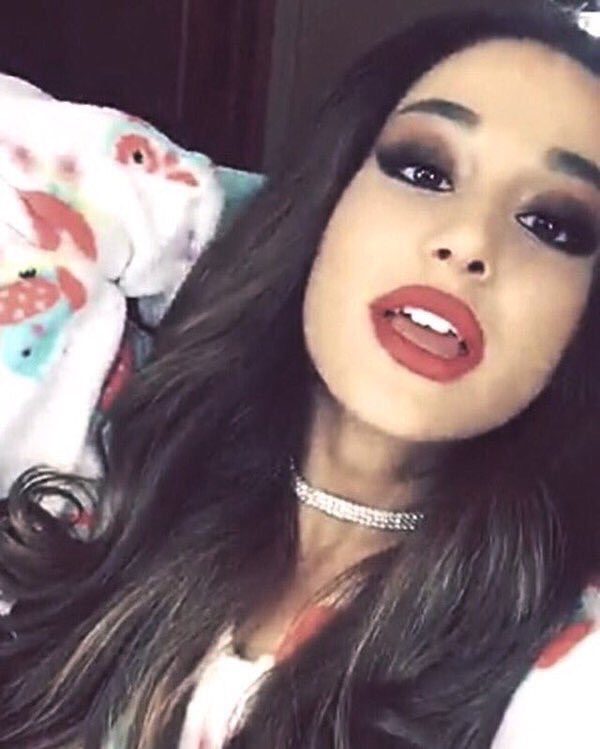 Looking fierce with my new hairstyle 💕