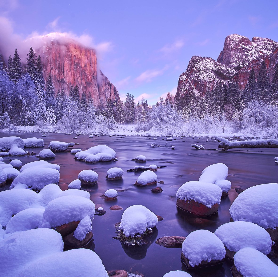 EarthPix's tweet photo. Yosemite in its best winter form. Valley View, Yosemite, CA | Photo by @OliWheeldon https://t.co/eRoRV47RHk