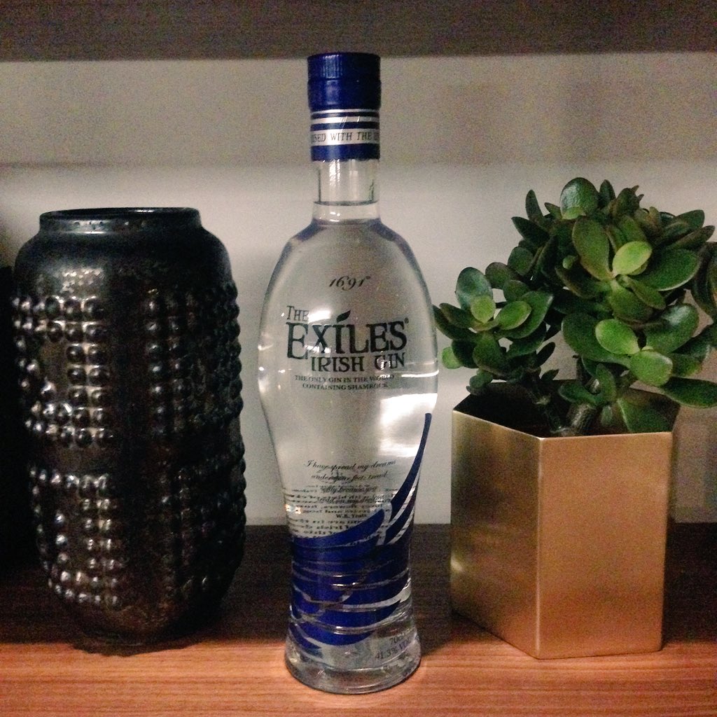TheExilesGin's tweet photo. Great night with @squaremile_com and some delicious Wild Geese cocktails at @AtlasEC1! https://t.co/xL3KefJVuO