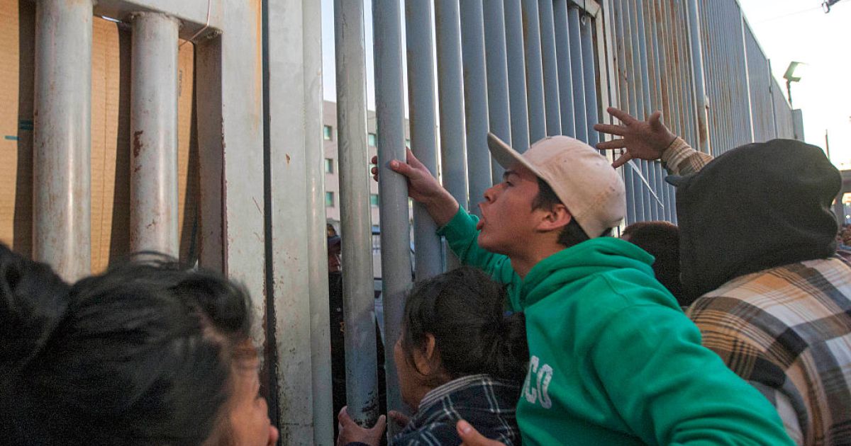 52 killed in hellish Mexican prison riot fus.in/20rwzmO