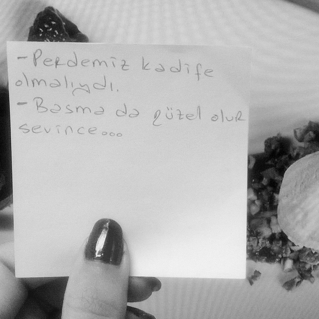 zulalyavuz's tweet photo. #AcıyıSevmekOlurmu #DöneceksinDiyeSözVer
#HOŞGELDİN #Şubat #GüzelŞeyler
#şiirelimde #şiirsokakta #zülal #yavuz https://t.co/1Hy9jaobsm