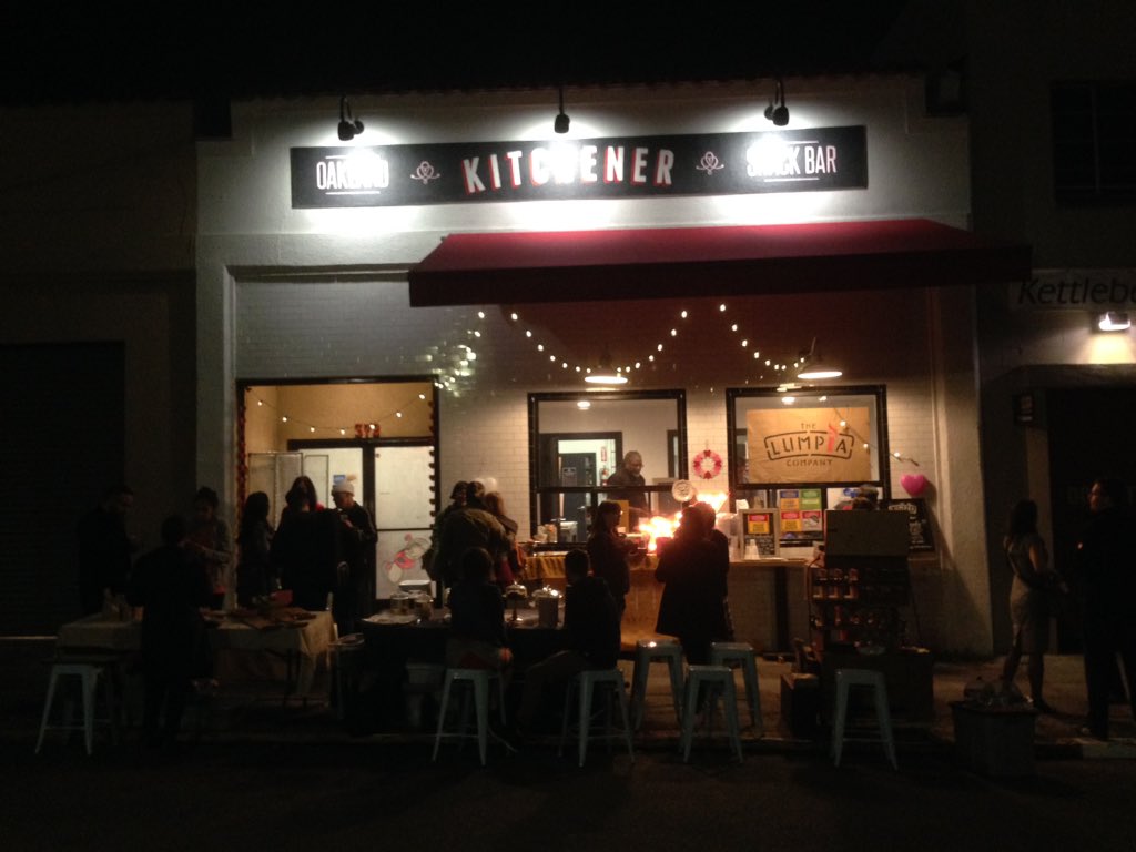 sosbakeshop's tweet photo. @KitchenerOakland, @LoveNattyCakes, @TartOakland, #PlateCraft, @TheLumpiaCompany open for business til 9PM #oakland https://t.co/Fh0ODuvZQs