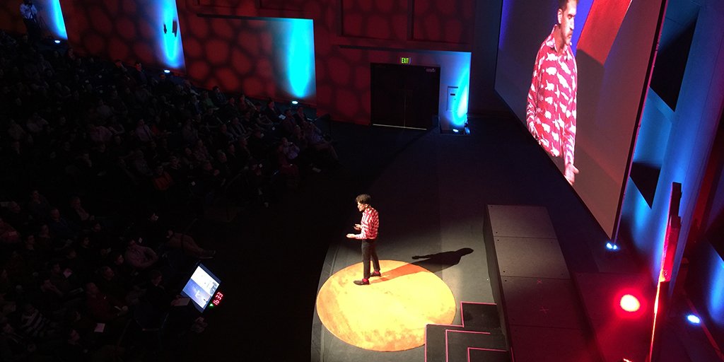 OregonState's tweet photo. TEDx continues with alumnus @KyleBHart and "imagination."
Watch LIVE: https://t.co/zVer2qjZx3
#gobeavs #igniteosu https://t.co/gLCGB3LTvR