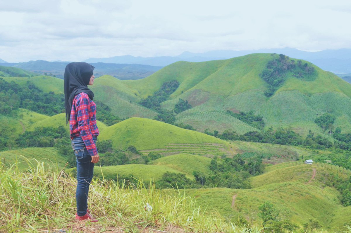 Lnafisyah's tweet photo. @bdj_help happy anniversary PT.Angkasa Pura 1 ke 52. Loc: Bukit Lintang, Pelaihari Kal Sel #HUTAPIexploreborneo https://t.co/W4RhpHDZYh