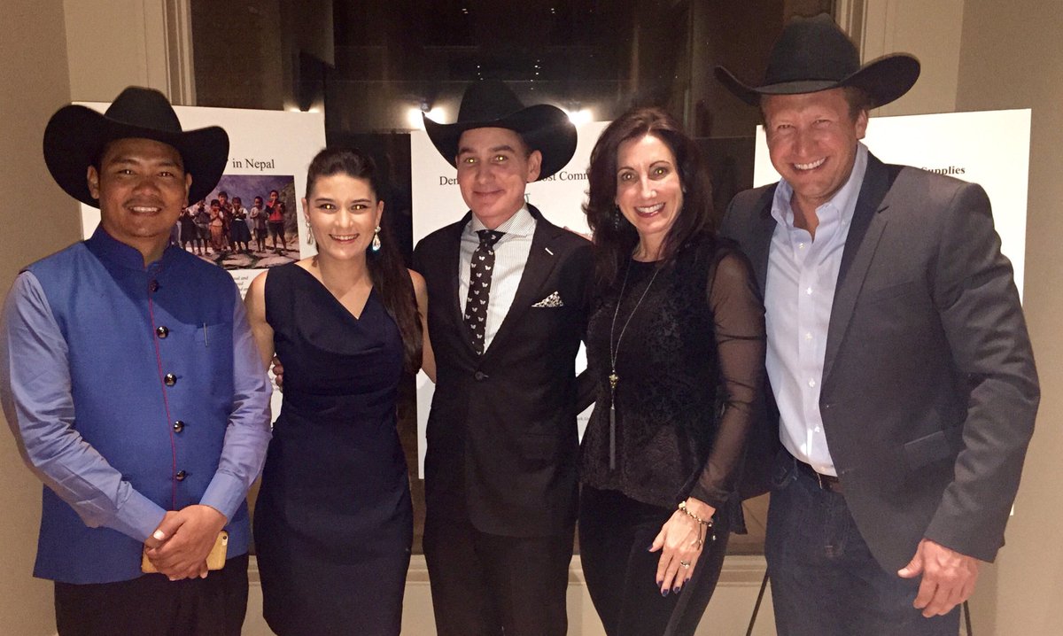 sequoiaschmidt's tweet photo. An incredible evening for the @denalifound with @jobyogwyn and @graydonparrish! Looking forward to tomorrow's gala! https://t.co/szy4Q8nUtZ