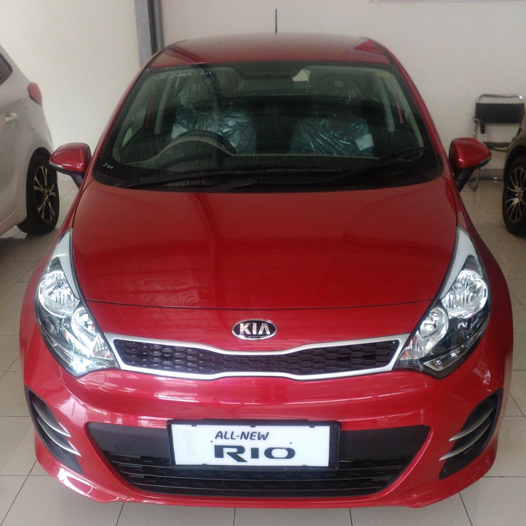 KIA NER RIO AT