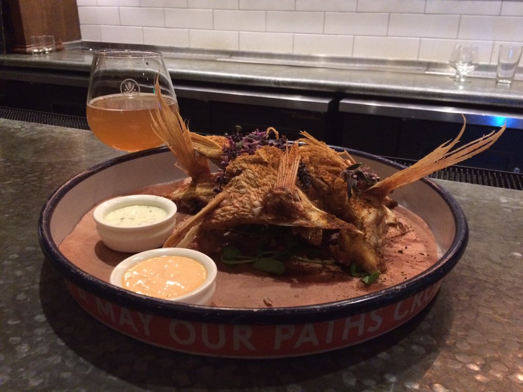 ProfessorOTubes's tweet photo. #ProfTubes just had his mind blown. FISH THROATS?!?! Well played. @SoutherleighSA @BeerPedaler @CBPwoodwrangler https://t.co/16lRpu7uCY