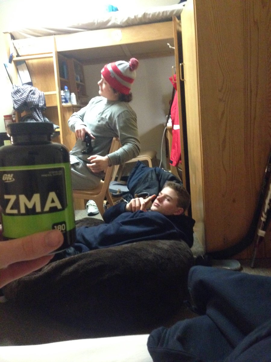 2ndfloor_fit's tweet photo. Can't wait to #recharge tonight with a great night's #sleep.  Nothing aids #recovery like #deepsleep from #zma https://t.co/pCfX17hdEj