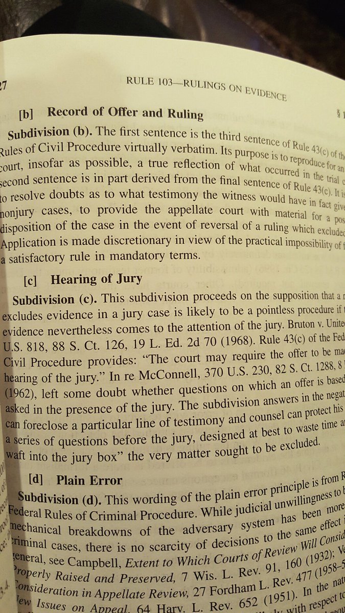 LaGloria's tweet photo. Want to watch Scandal. Instead reading advisory committee notes abt history of #FREs/correlation to #FRCPs. #cry https://t.co/1LoUIW3tPq