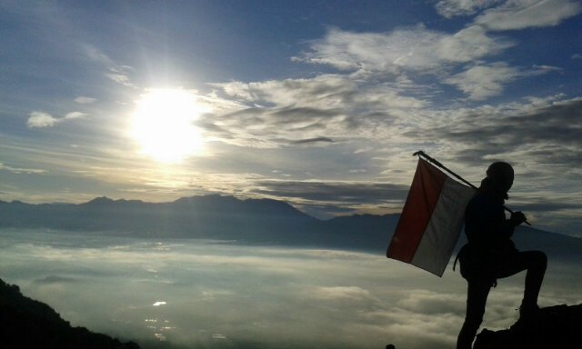 Gn.guntur 2.249 mdpl