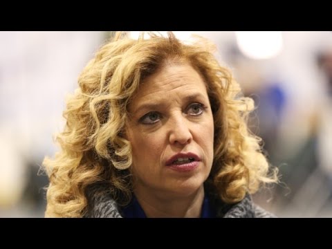 MegynKellyNews's tweet photo. #Quote of the Day, #Debbie #Wasserman #Schultz #Downplays #Worries That Her #Base Is… https://t.co/waGggu2NFS https://t.co/zyjh4nqcZU