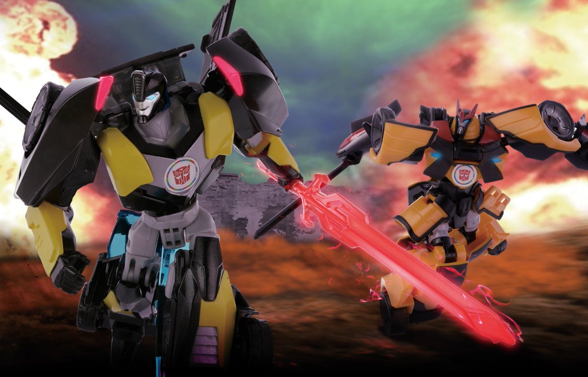 サイバトロンサテライト限定品でトランスフォーマーアドベンチャー
