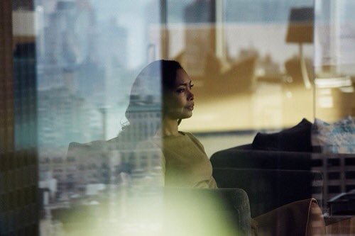 OhRandomFandom's tweet photo. I'M IN LOVE WITH #GINATORRES. There, I said it. #Suits https://t.co/6Hb2Iyeh6e