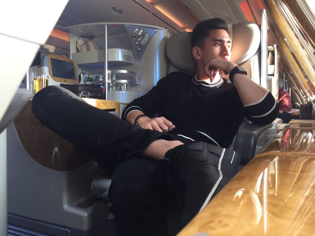 mengenalverrell's tweet photo. Take care yaa ganteng :) "@BramastaVerrell: NY here we go https://t.co/1Ti1Mp77TJ"