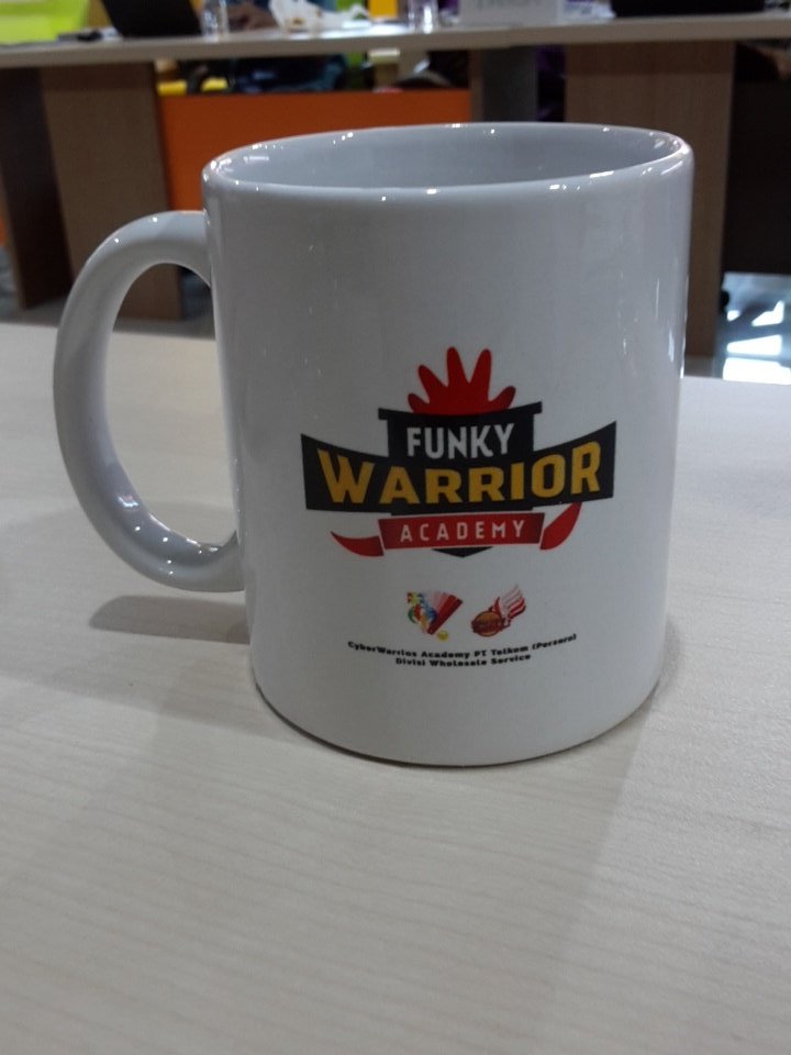 cecepnuryanto's tweet photo. Funky Warrior Academy @nikenstraw @romywillycs @n333ni  #funkywarriors https://t.co/JRwwSquUgf