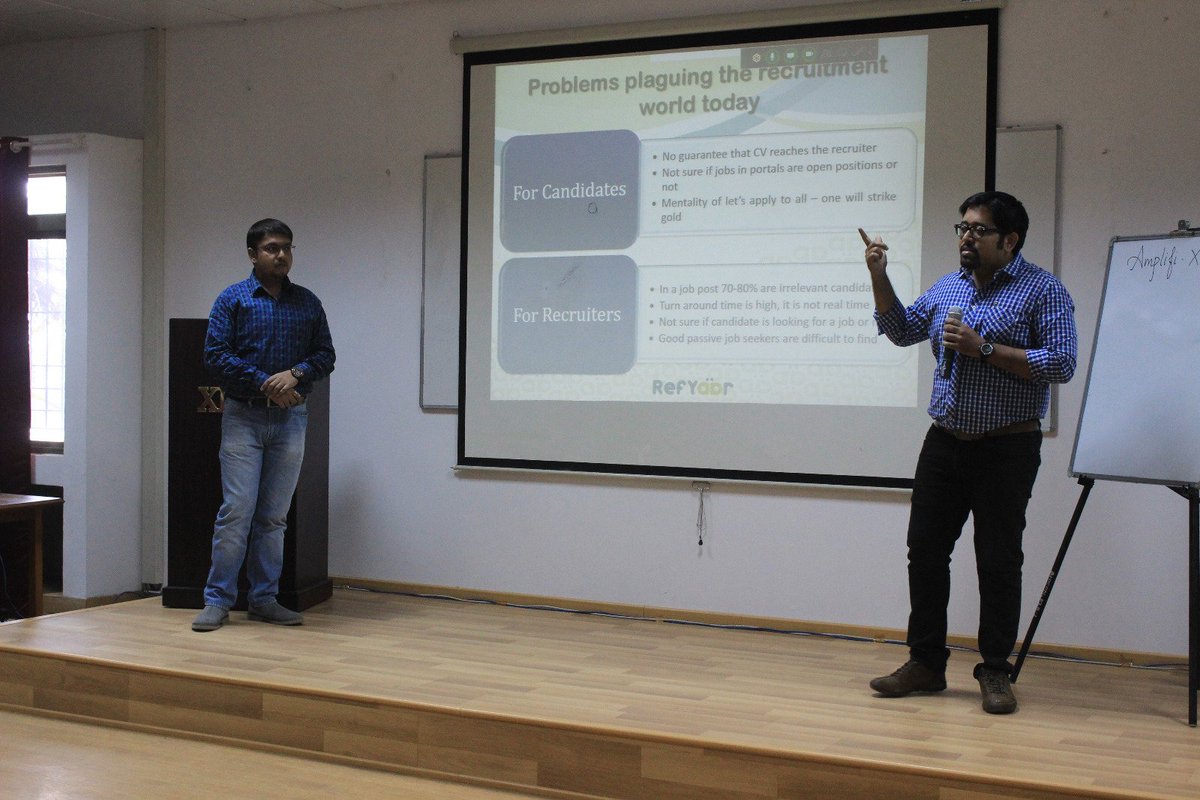 Amplifi_SaaS's tweet photo. Our third #startup for the day @RefYaar pitching with lots of hand gestures. 😊 #amplifiximepitchday https://t.co/bK5gxXRQ6r