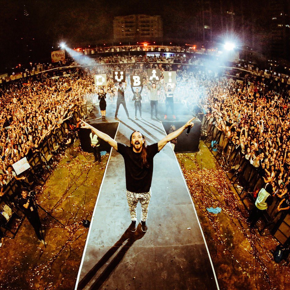 Dubai!! Best show I've done out here! You brought the energy and the love. I love you! @RedFestDXB https://t.co/XaCskTevGa