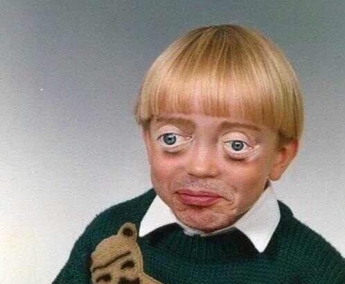EnlistedProbs's tweet photo. When 1SG is yelling at the entire formation and stutters so you're trying  hard af not to laugh https://t.co/wpfo5HTTnu