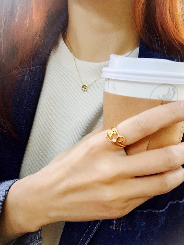 STUFFIT_GLOBAL's tweet photo. Stuffit's initial jewelry 😘 Everything is OK?! 😜 #initialjewelry #initialring #initialnecklace #OK #lettersjewelry https://t.co/gHBbmuFtBZ