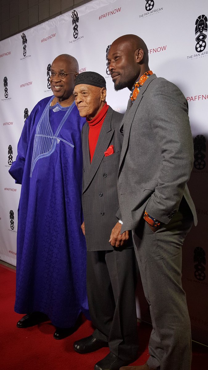 SamanthaOfole's tweet photo. @PAFFNOW #redcarpet with #ayukobabu, #bilalmuhammad @haitianhero #blackfilmsmatter #filmfestival https://t.co/Ti1VOtMkKU