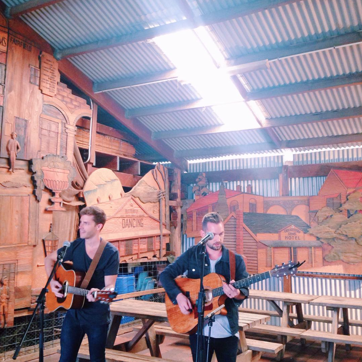 TheConnectPress's tweet photo. One fav farm moment w #Hope1032 definitely @jonmclaughlin playing for us in a shearing shed. See him in Syd tonight! https://t.co/5pjGbLkCxT