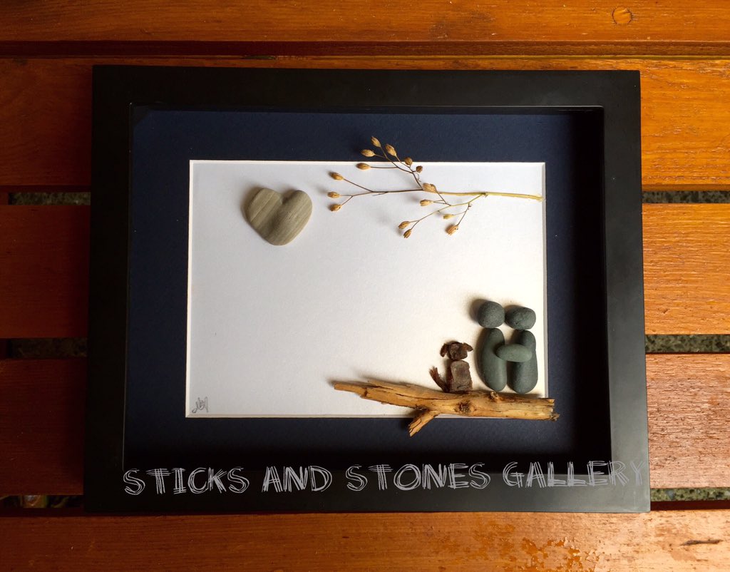 SticksnStone2's tweet photo. New at https://t.co/VDRAQso4AH #pebbleart #etsy #madewithlove #couple #engaged #sticksnstone #valentinesday #love https://t.co/Un0iPDEZmj