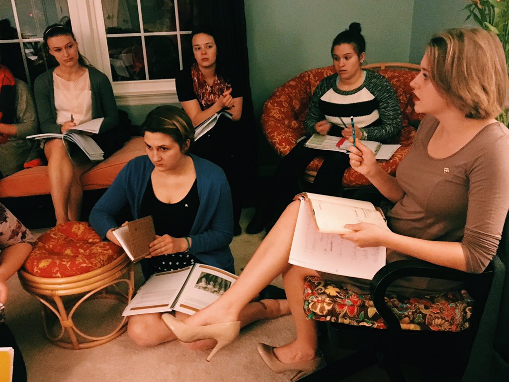 Kappa Alpha Theta tweet media