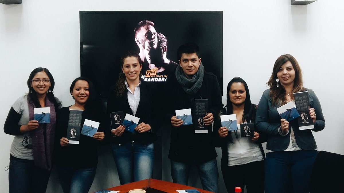 SonyMusicCol's tweet photo. ¡Ellos son los ganadores de la escucha en primicia de #UnaÚltimaVez lo nuevo de @sinbandera! #SinBanderaVibra 🙌🎶 https://t.co/eANupUkkA6