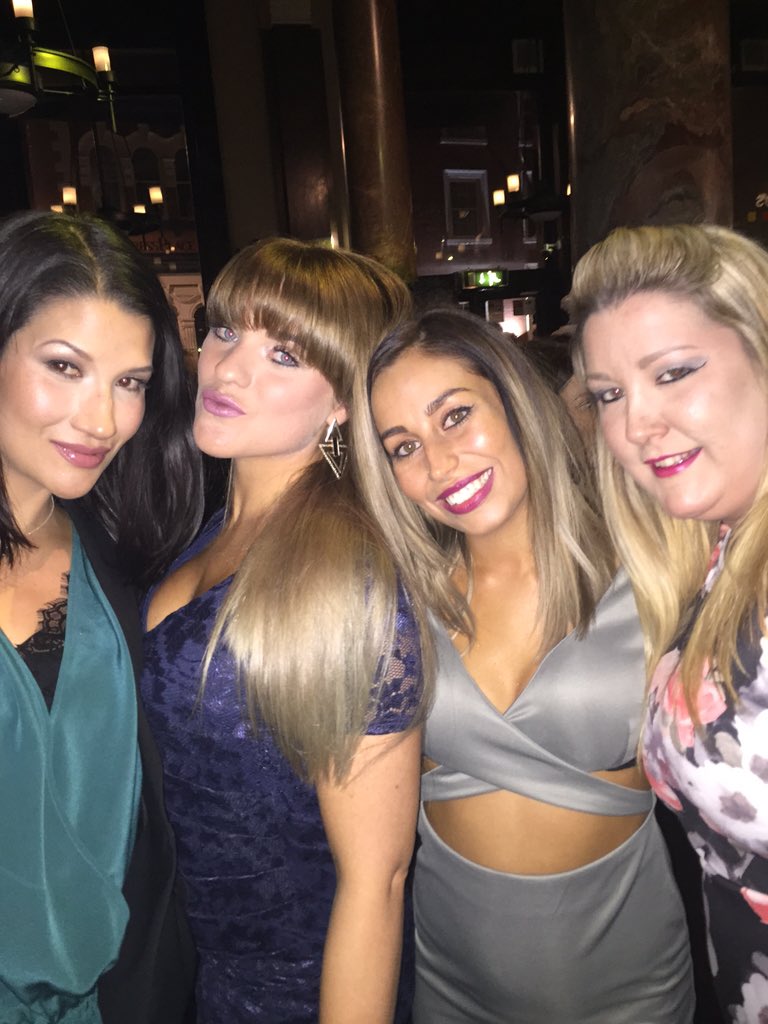 SammyJoBrice's tweet photo. My girls https://t.co/C2pPxxtmHh