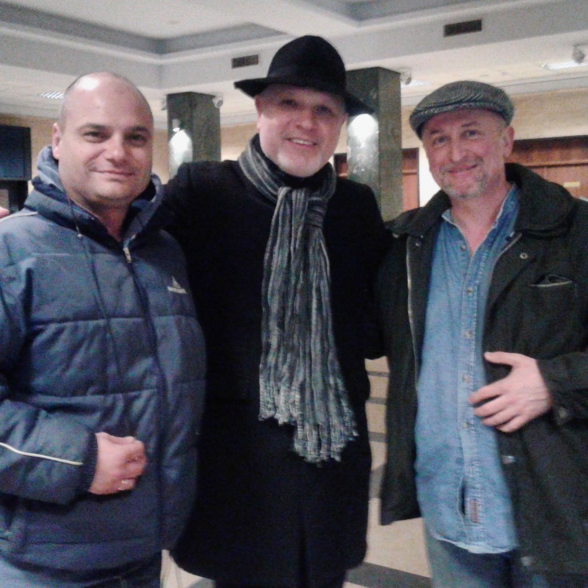dragolov's tweet photo. #ДимитърЛьолев #АнтониДончев и #ВенциславБлагоев
04.02.2016
#DimitarLiolev #AntoniDonchev #VentzislavBlagoev https://t.co/WV6s6RNNRs