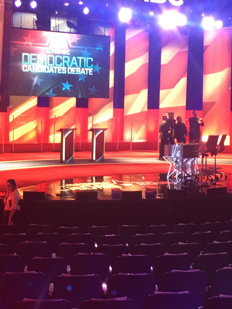 ChrisJansing's tweet photo. Last minute tweaks before the audience comes in for tonight's Democratic debate #MSNBC2016 https://t.co/krjLCXm7hU