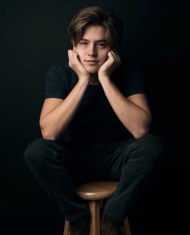 FinestGuys's tweet photo. Cole Sprouse is everything 😍💋 https://t.co/UNJvLYfRjQ