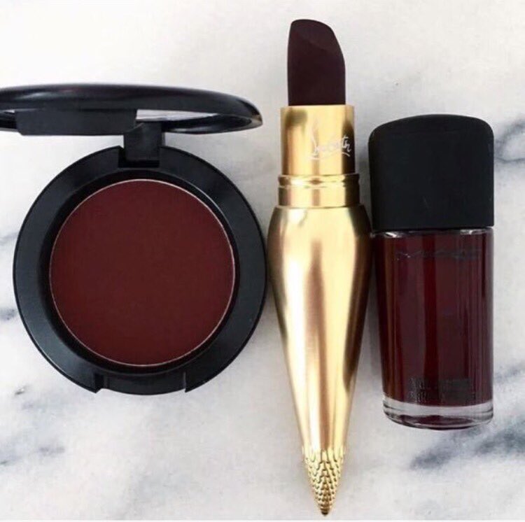 VSStyIe's tweet photo. Maroon is everything😍😍 https://t.co/SURATwFVjO
