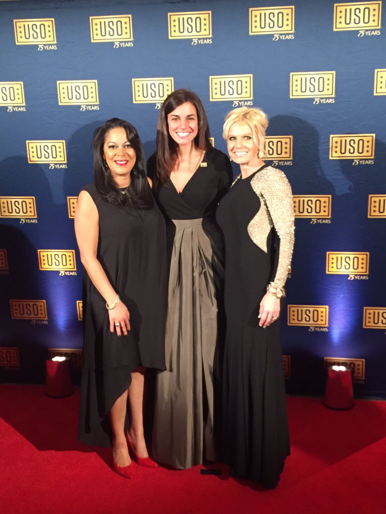 amy_papp's tweet photo. #usoconnect @the_USO @cdolcelatte @Starbucksnews celebrating 75th anniversary @kash515 @JeffSDanley @RkellyRachel https://t.co/Ta4gUIbTvU