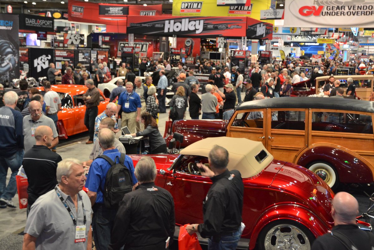 SEMASHOW's tweet image. #TBT To #sema2015. Reserve your booth space today at bit.ly/1PiCCVA.