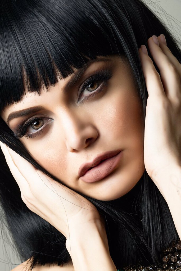 marisolglzz's tweet photo. Atrévete! #ViveEnColor realzando tu mirada síguelos en Facebook en AIROPTIXCOLORSMX https://t.co/2xMgtpKpz0