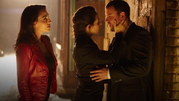 Next up in my #LostGirl rewatch is "The Mourning After" (1x10) tuningintoscifitv.com/2016/02/04/the…