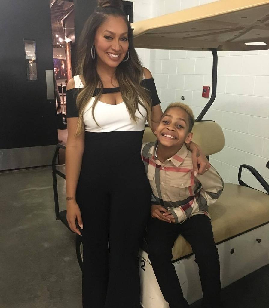 LiveLOveGeGe's tweet photo. Lmaok RT @Aqua_Dina: Why u do that to HIS hair RT @lala: Earlier today with my ❤️ #MAWC2016 https://t.co/gAo357sxMb