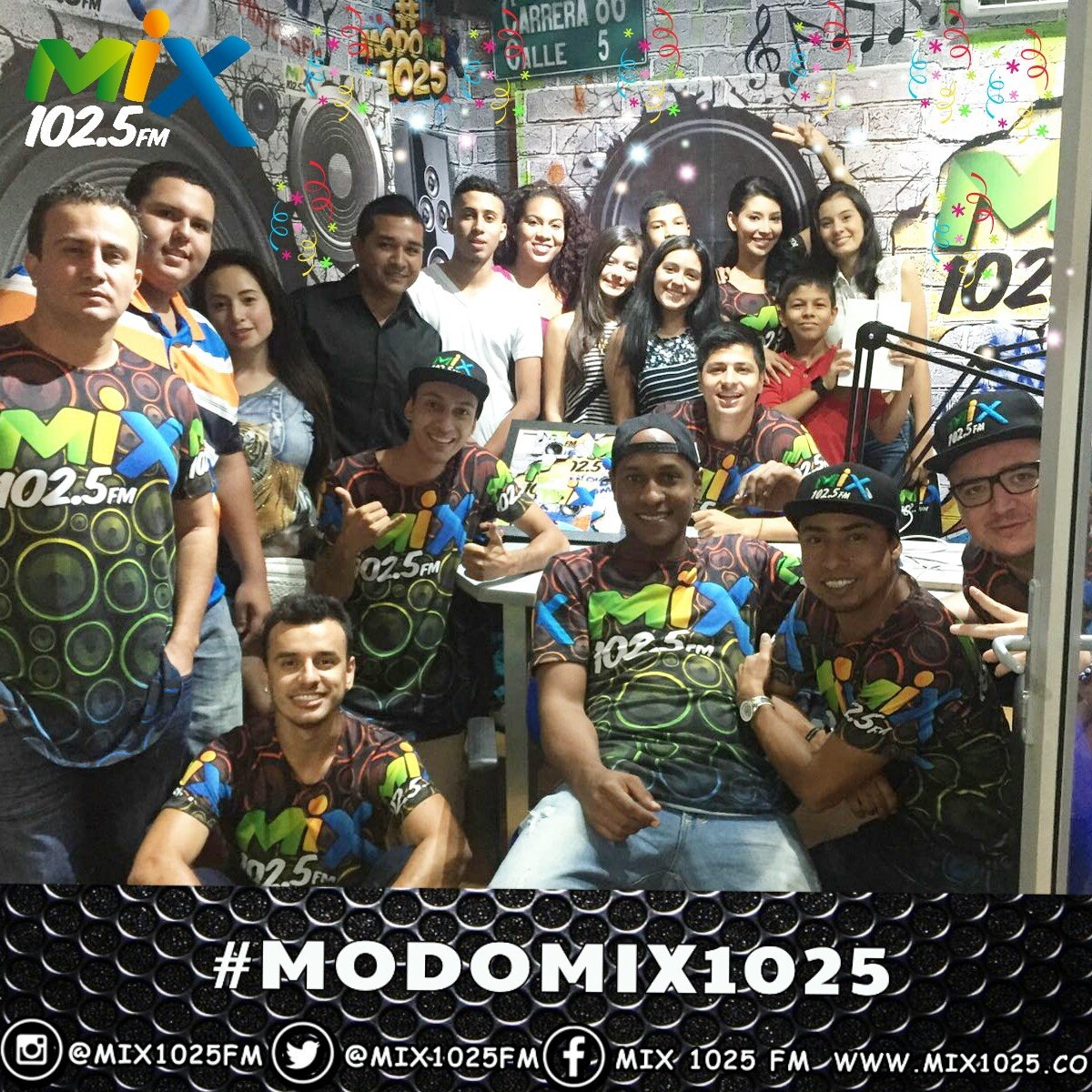 mix1015fmcali's tweet photo. Gracias a todos los finalistas de la #TabletMix por pasar un rato con nosotros, conocerlos nos llena de orgullo. https://t.co/63LSIcIGBU