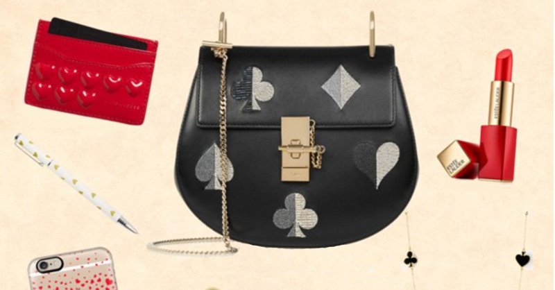 DisneyStyle's tweet photo. We imagined what would be inside the purse of the Queen of Hearts: https://t.co/CXugqlsNLz #AliceInWonderland https://t.co/bLbTGweC1z