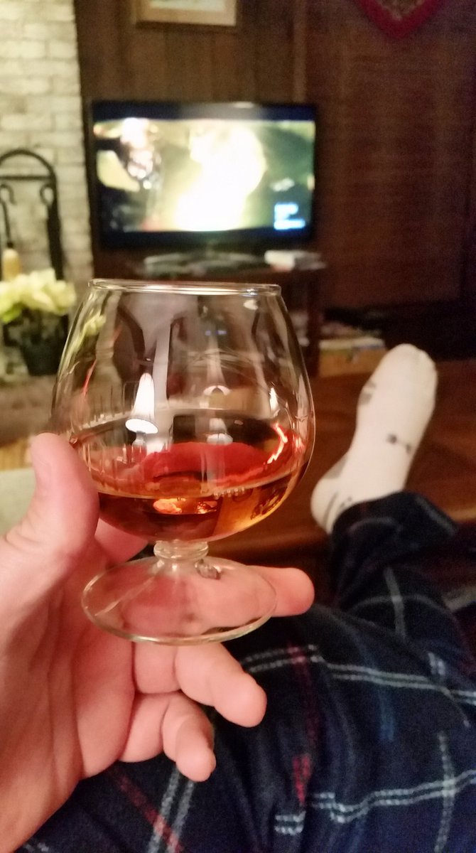 SeaNskibum's tweet photo. #Day5 last day of a bender. Gotta go out strong. A little B&B for dessert. #maynotwakeup #maybedead https://t.co/tsJGhCFJGW