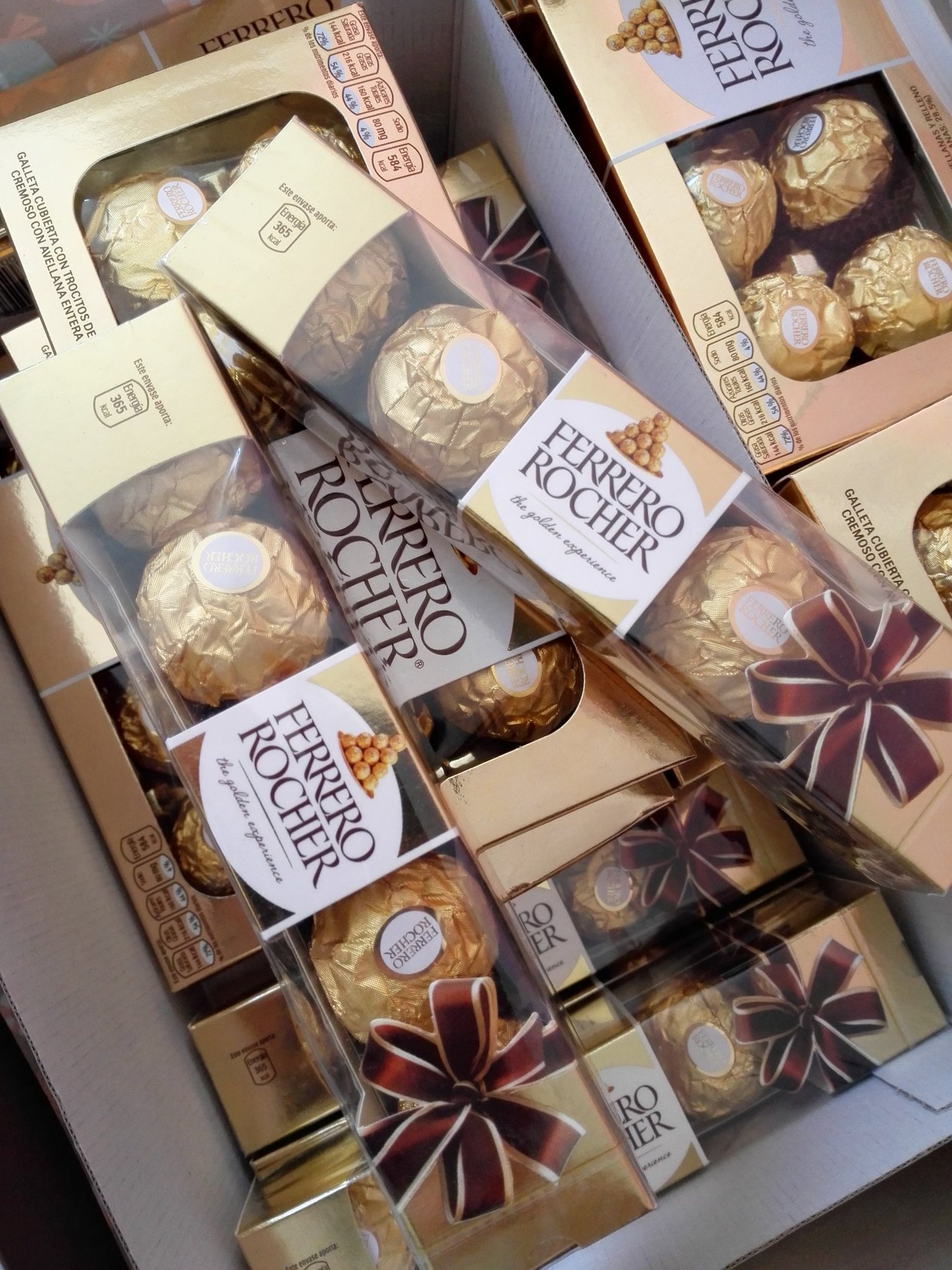 Total 64+ imagen venta de chocolates ferrero rocher Viaterra.mx