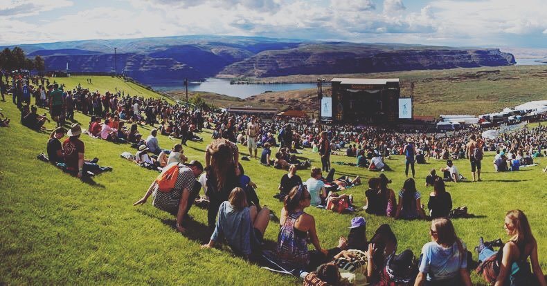 "Sasquatch! Music Festival" at the Gorge Amphitheater in George, Washington, USA. What a mesmerizing location 😮 Amo…
