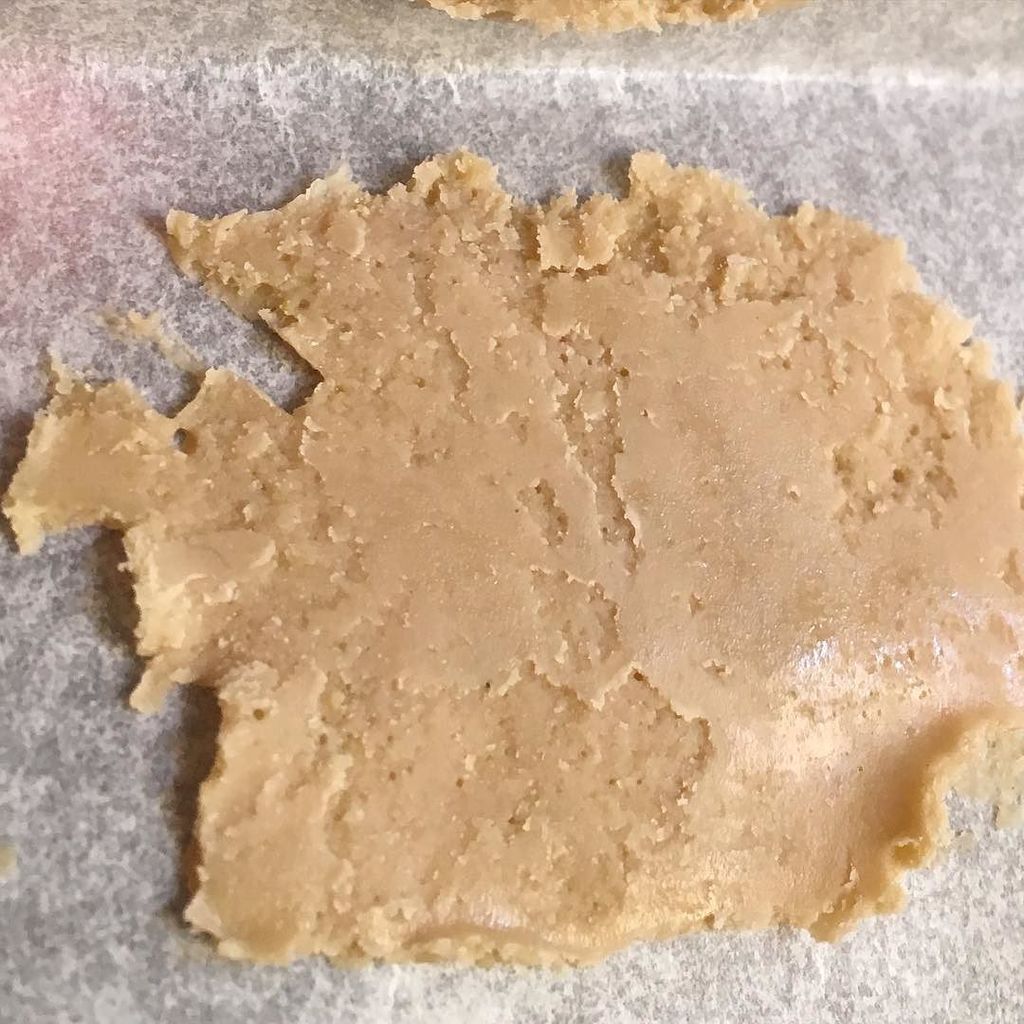 HiveCeramics's tweet photo. #Repost from IG - by @nextracts - #rosin #gorillaglue4 by @rb26ca #rosincakebadder #nextracts #rb26 https://t.co/cmK5DTcbYY