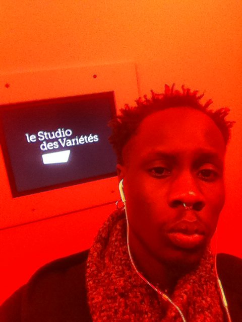 ablayeamna's tweet photo. #newprojet #studiodesvarietes #ablayedadinio 💡 https://t.co/x3VLzeHALP