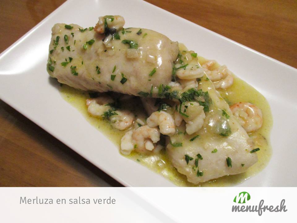 MenuFresh's tweet image. ¡Come sano y olvídate de cocinar!¿A quién le apetece merluza fresca en salsa verde?menufresh.es #vidasana