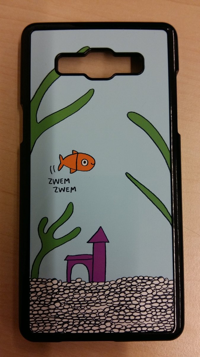 rObrechtr's tweet photo. @Eva_Mouton @FotoCover
Elke dag Eva op myn gsm zien& vastpakken,hoe cool is da!ππππ
#nieuwecover
#blubjesvanplezier https://t.co/P7fu9KrPE4