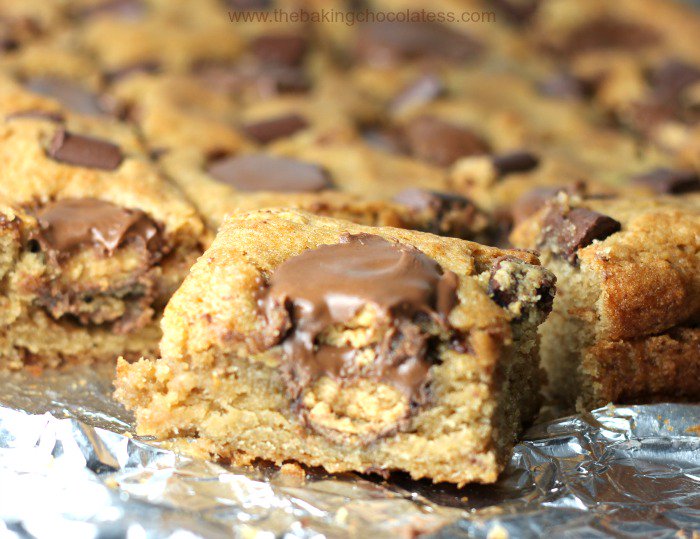 myrecipemagic's tweet image. #ChunkyMonkey #PeanutButterCup #Banana #Blondies are a real showstoppin' #dessert! bit.ly/20GH07Z